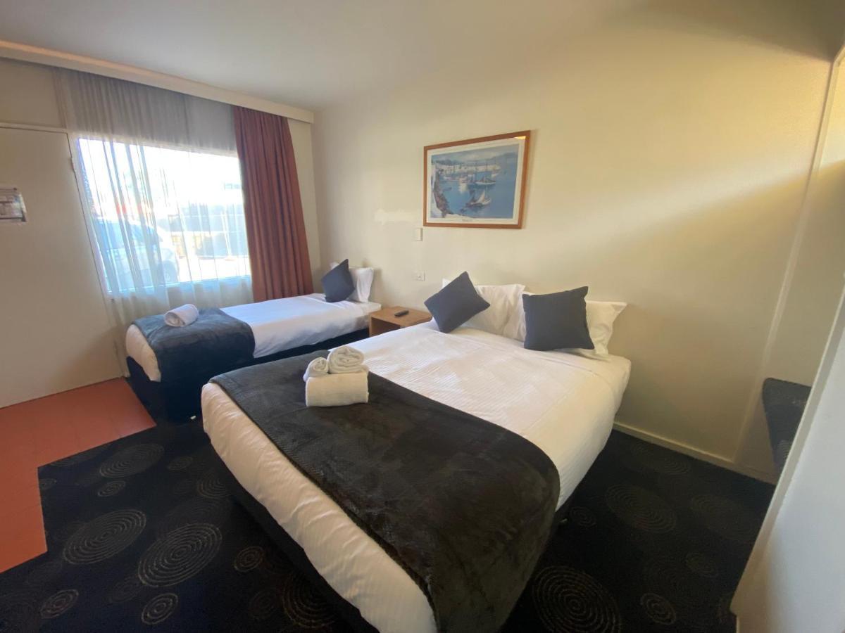 The Astor Hotel Motel ゴールバーン エクステリア 写真